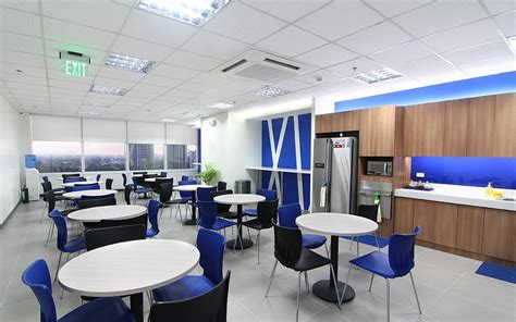 BreadTalk, Taguig, 1634 McKinley Pkwy .